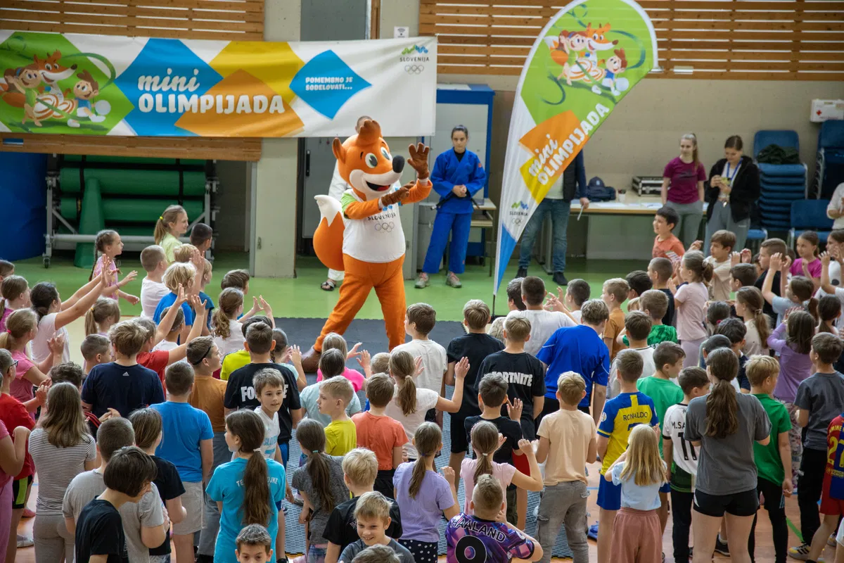 FOTO in VIDEO: Dvorano Špic D zavzeli mladi, ki so se pomerili v mini olimpijadi