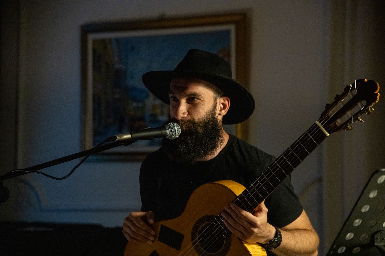 FOTO: V Dvorcu Bukovje so prisluhnili čudovitemu Večeru s kitaro nad Dravo