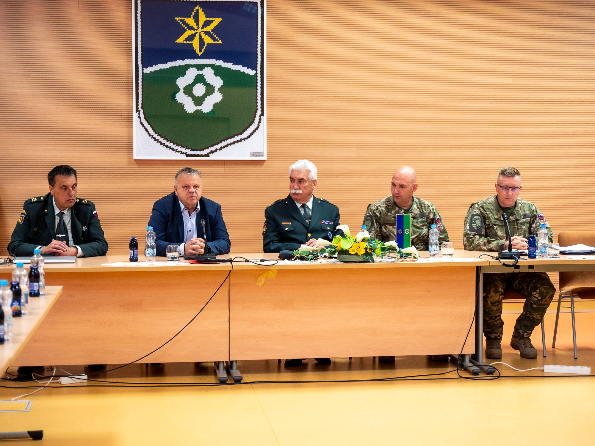 V Mislinji je potekal posvet na temo civilnega vojaškega sodelovanja