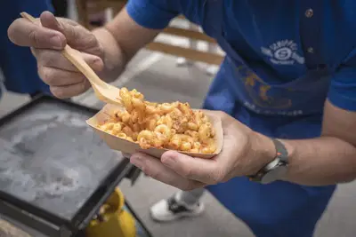 Ekipe, pripravite kuhalnice: Prijave za Festival makaronflajša (in tife) so odprte