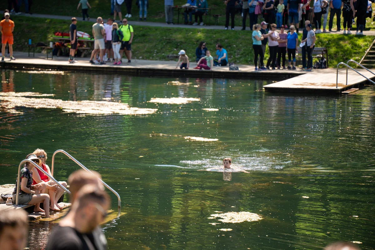 Ivarčko jezero še vedno brez najemnika, za vzdrževanje skrbi Občina Ravne
