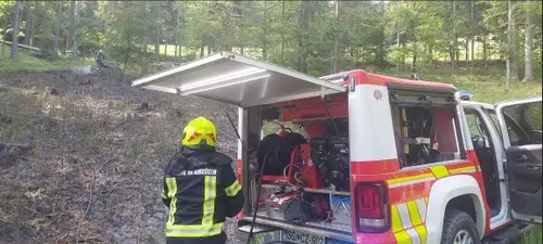 Gasilci Raven so posredovali pri požaru na Tolstem vrhu (FOTO)