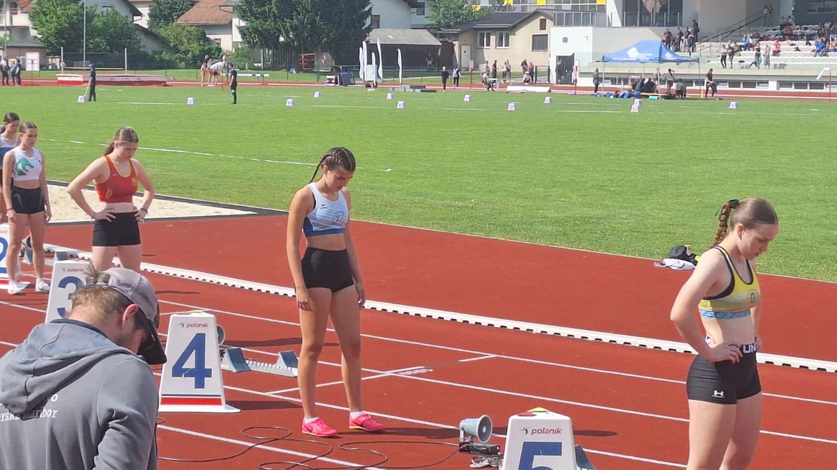 Odlični Ema Pika Raj in Iva Pori na finalu Atletskega pokala Slovenije U18