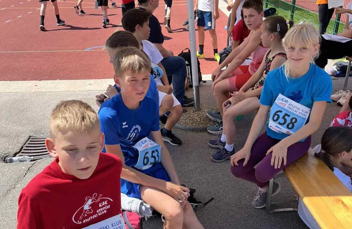 Uspešen nastop mladih koroških atletov na mednarodnem mitingu Kranj 2025