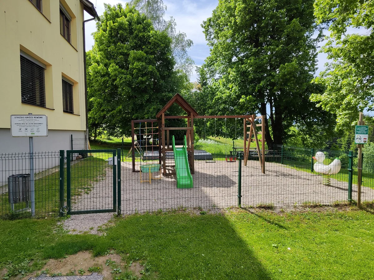 Zaradi vandalizma bodo igrala na Remšniku zaklenjena