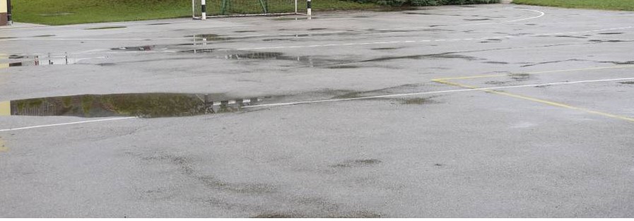 Športno igrišče na Robindvoru do nadaljnjega zaprto zaradi sanacijskih del