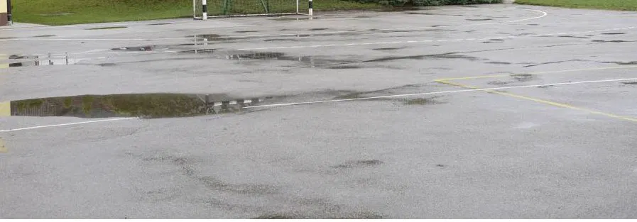 Športno igrišče na Robindvoru do nadaljnjega zaprto zaradi sanacijskih del