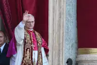 Papež Leon XIV. danes na operaciji pljuč: “Odkrit je bil v zelo zgodnji fazi”
