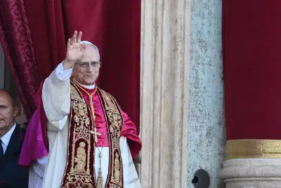 Papež Leon XIV. danes na operaciji pljuč: “Odkrit je bil v zelo zgodnji fazi”