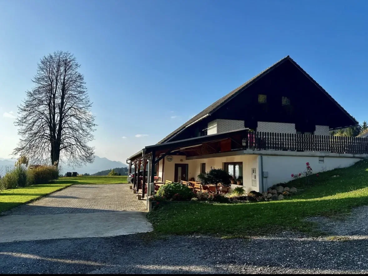 Poiščite svoj mir v naravi: Apartmaji Špes vas vabijo na sproščujoč oddih nad Mislinjo