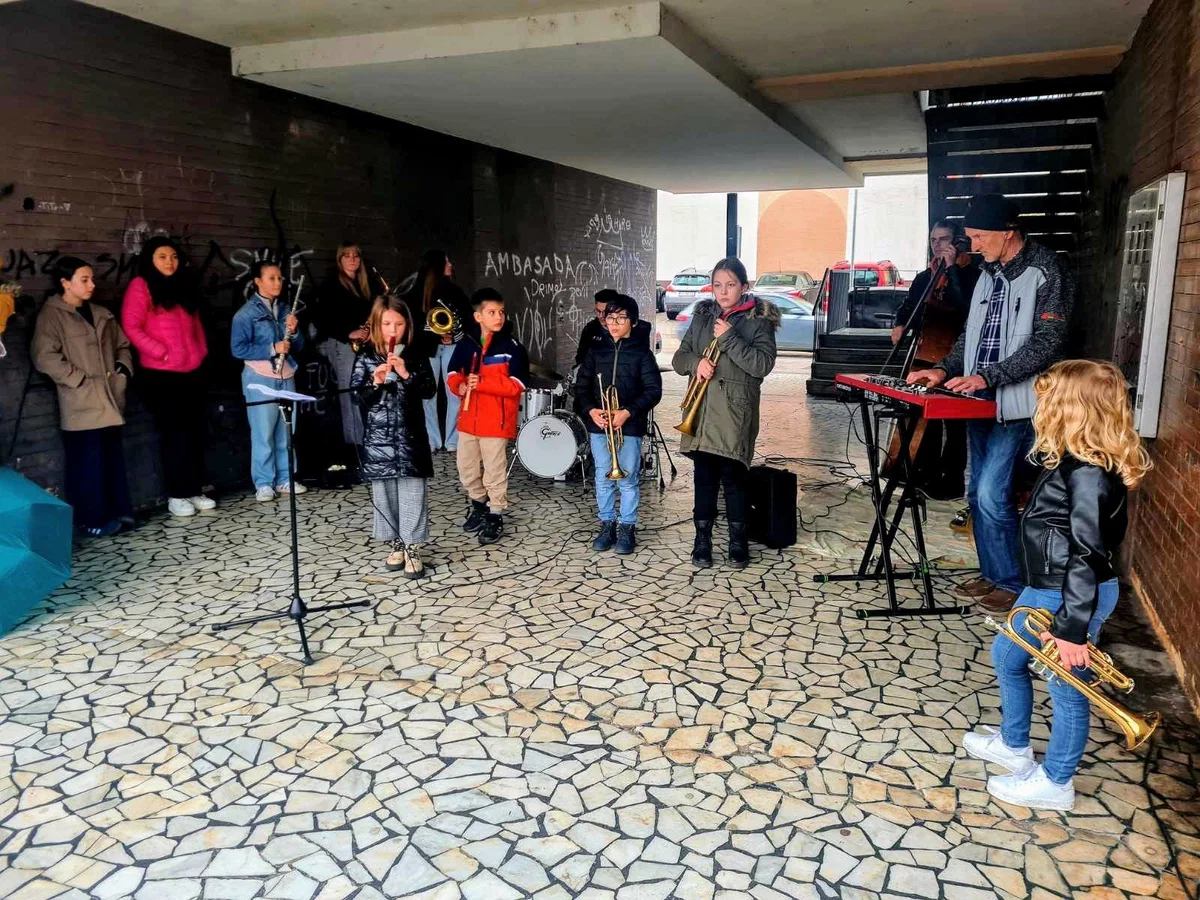 Jazz Mulci bodo v nedeljo poskrbeli za jazzovsko budnico v Grajskem parku na Ravnah