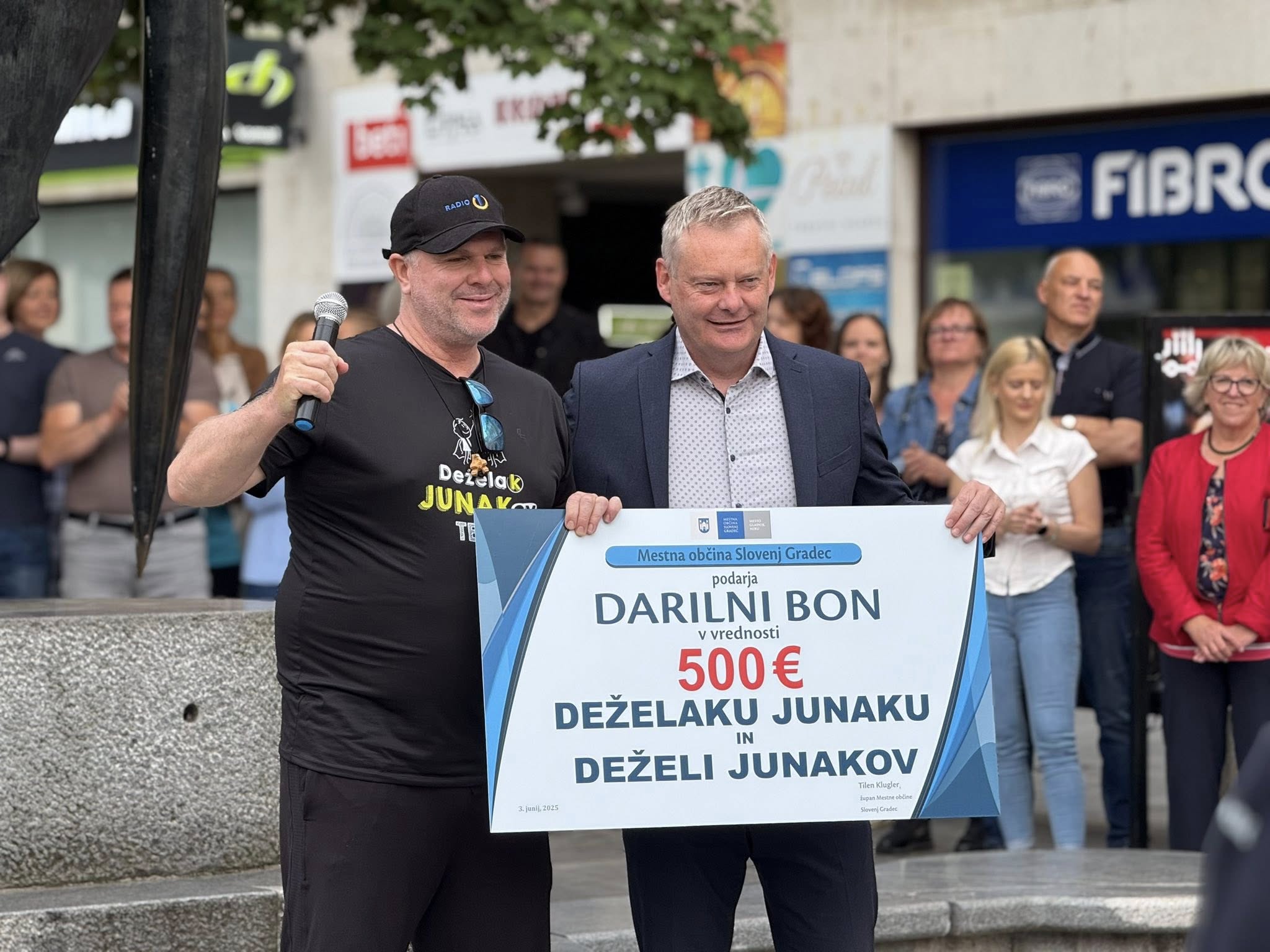 FOTO: Miha Deželak je sedmo etapo začel v Slovenj Gradcu