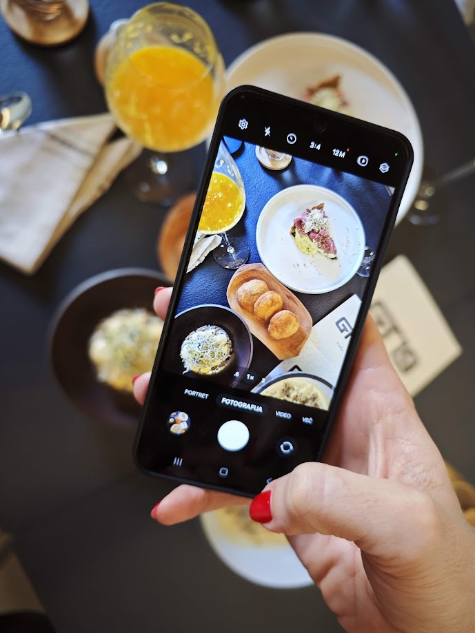 Vstopite v svet digitalne fotografije z Ljudsko univerzo Ravne