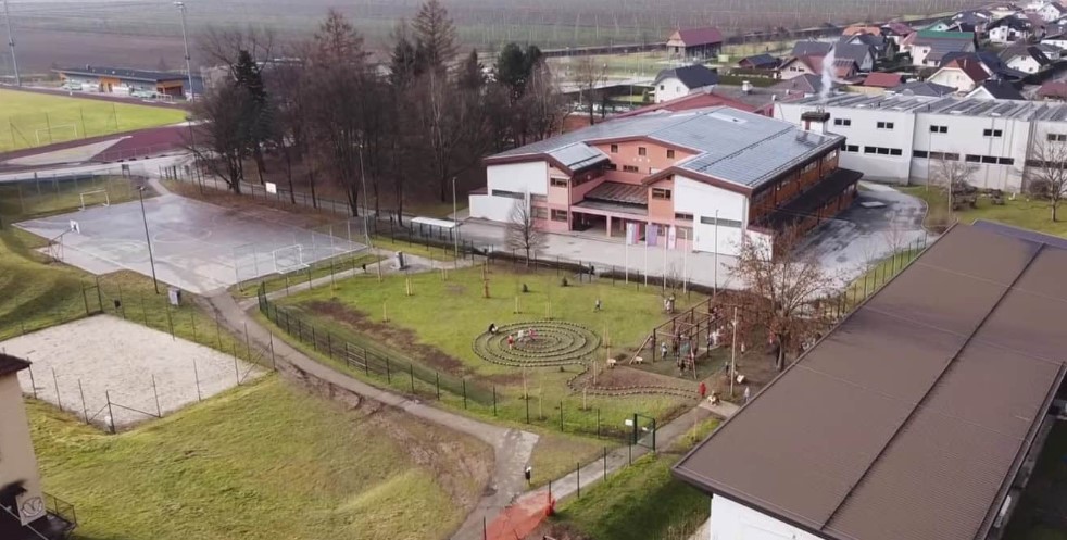 V Radljah ob Dravi odpirajo nov večnamenski športni park za otroke