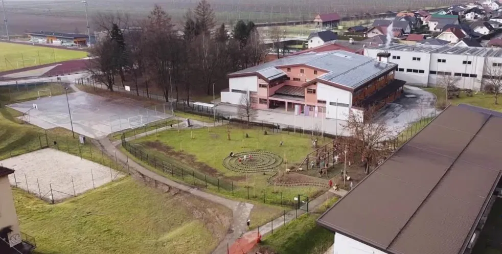 V Radljah ob Dravi odpirajo nov večnamenski športni park za otroke