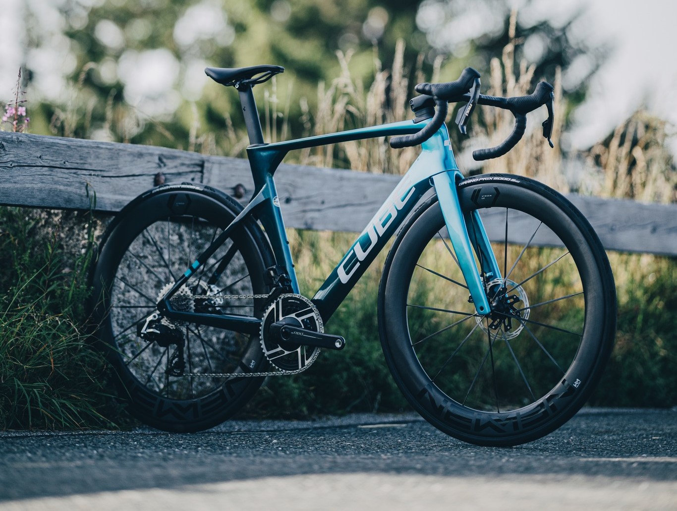 Gorsko kolesarjenje za začetnike: kako začeti, katero kolo izbrati in kaj vzeti s sabo