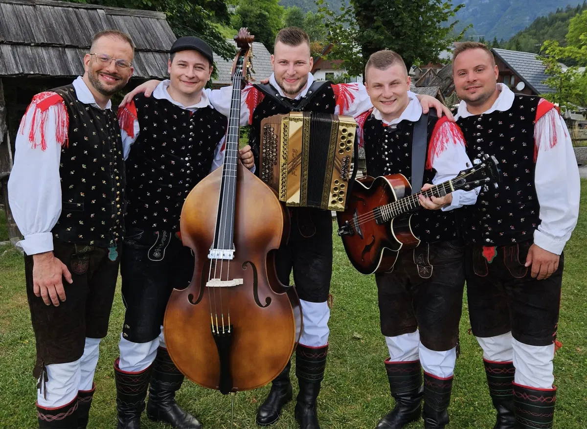 Praznik Vaške skupnosti Razbor bodo okronali z veliko veselico