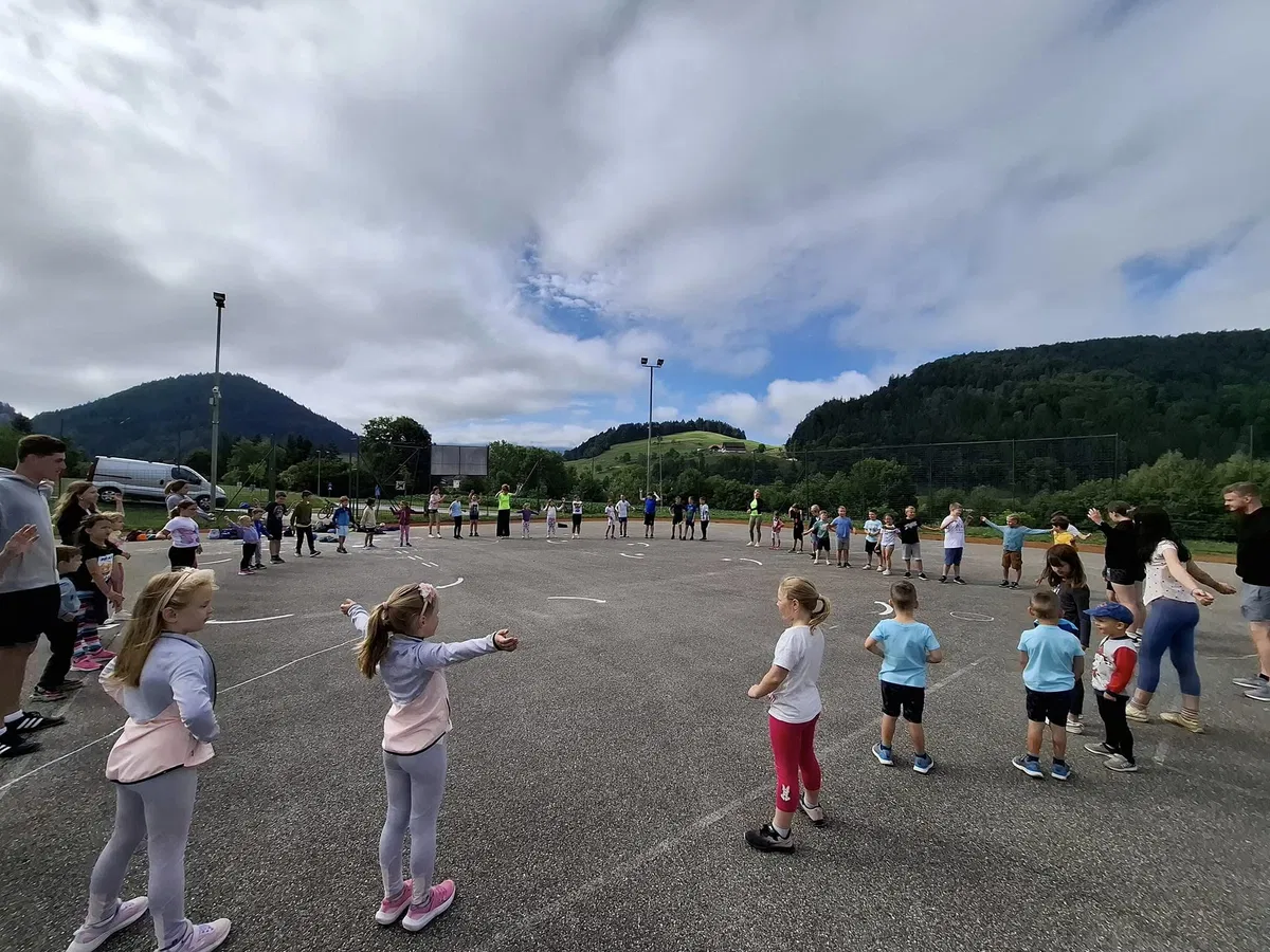 Mislinjski mulci so se zabavali v Lopanu in na igrišču