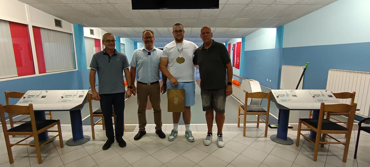 V Dravogradu pripravili sprejem za svetovnega prvaka Robija Maroška