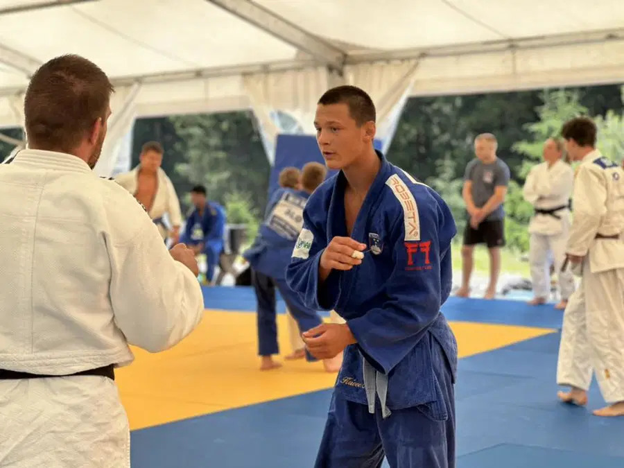 Aleks Krivec s slovensko reprezentanco odpotoval v Skopje