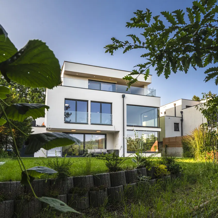 Lumar je od leta 2015 edini prejemnik nagrade za najboljšo kakovost (QUDAL) med slovenskimi proizvajalci montažnih lesenih hiš