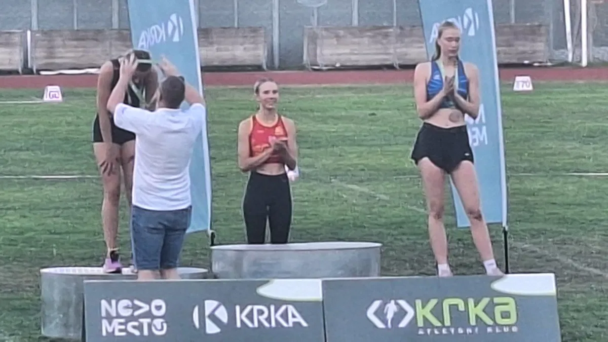 Maja in Hana iz AK Slovenj Gradec osvojili medalje na finalu atletskega pokala v Novem mestu