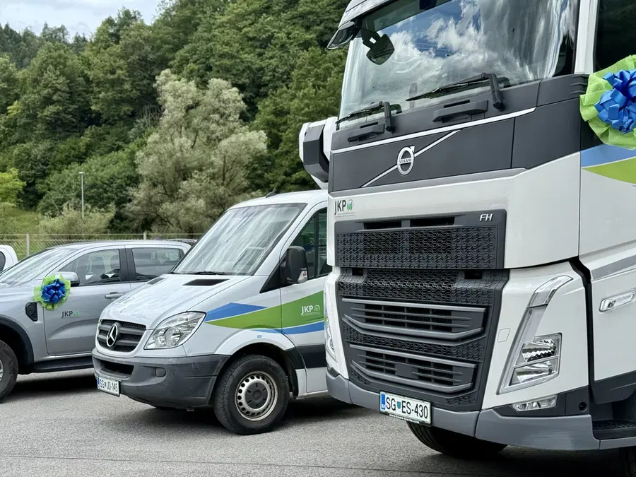 FOTO: JKP Ravne ima nov vozni park za učinkovitejše delovanje in trajnostno prihodnost