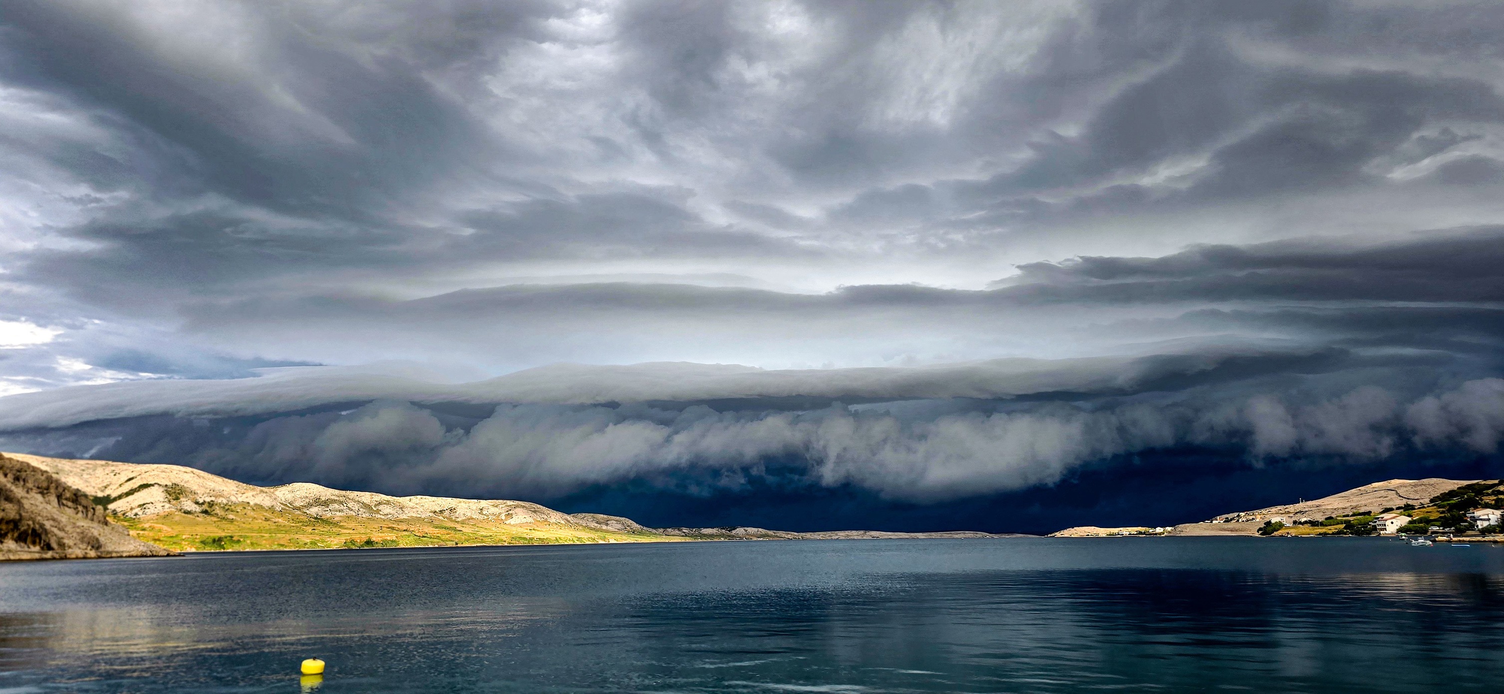 Hrvaško Istro zajela neurja z obilnimi padavinam