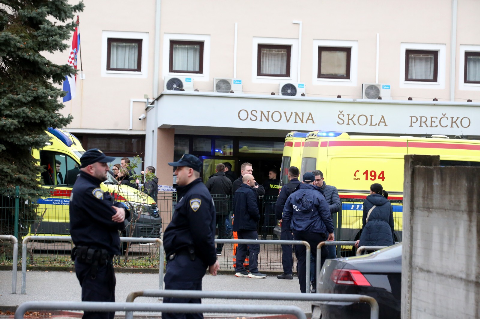 Napadalca na zagrebški osnovni šoli obtožili umora in številnih drugih kaznivih dejanj