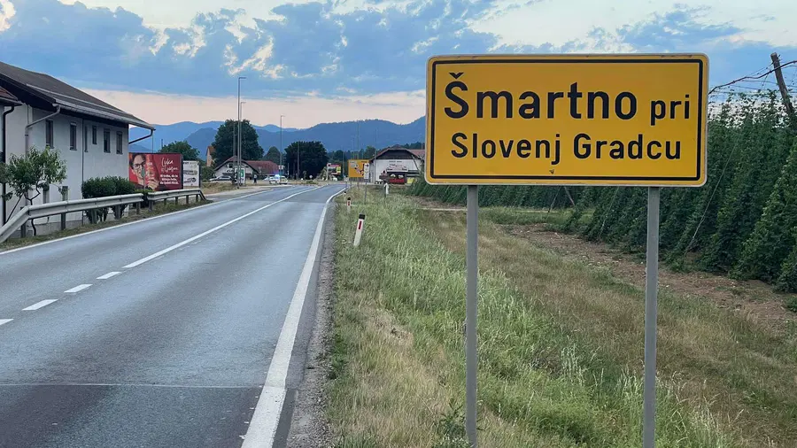 V prometni nesreči v Šmartnem umrl 46-letni motorist