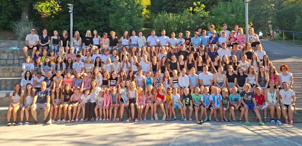 (FOTO) Deset dni brez skrbi: 116 otrok in mladostnikov s celiakijo uživalo na Debelem rtiču