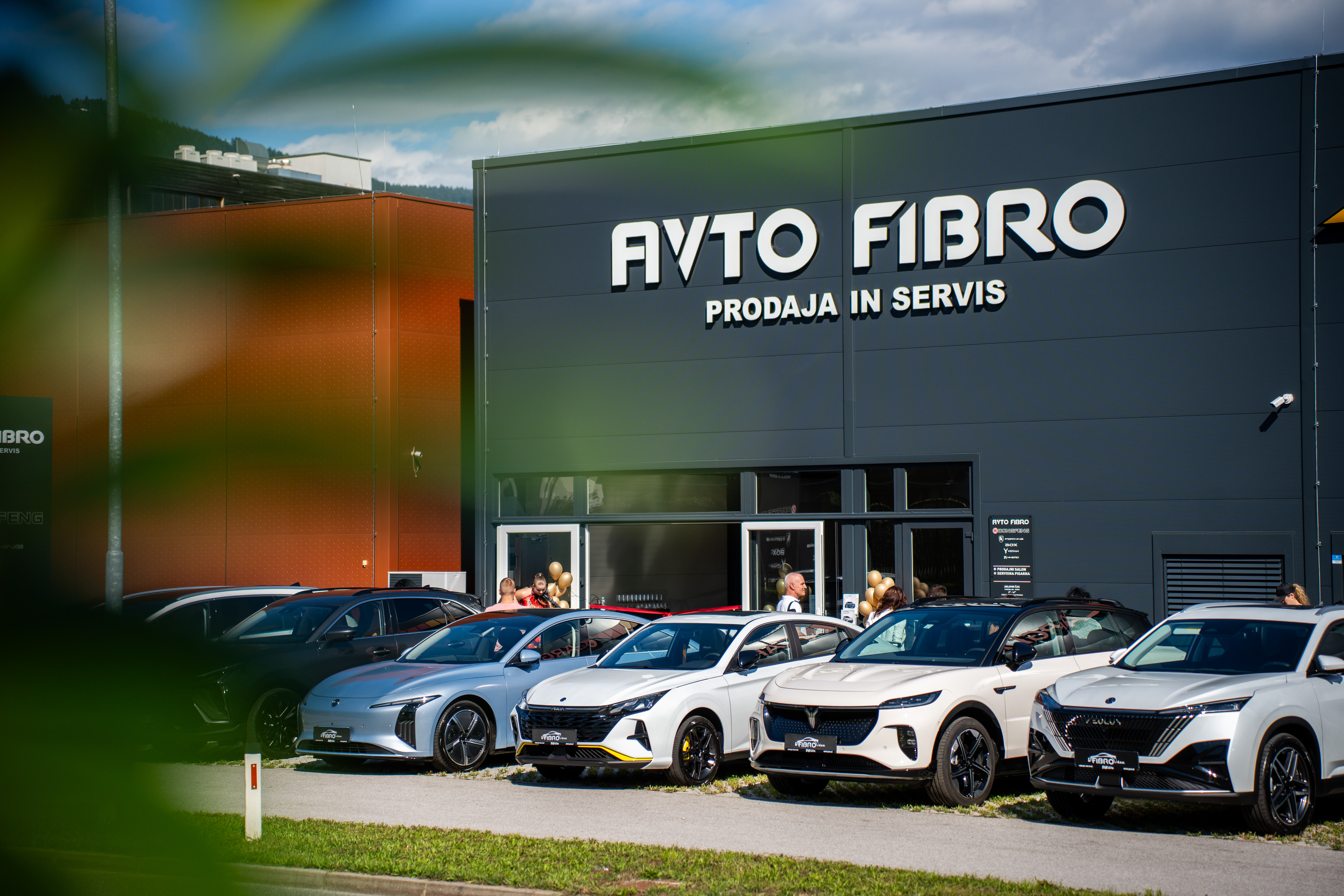 (VIDEO in FOTO) Slovesno odprli nov prodajno-servisni center Fibro