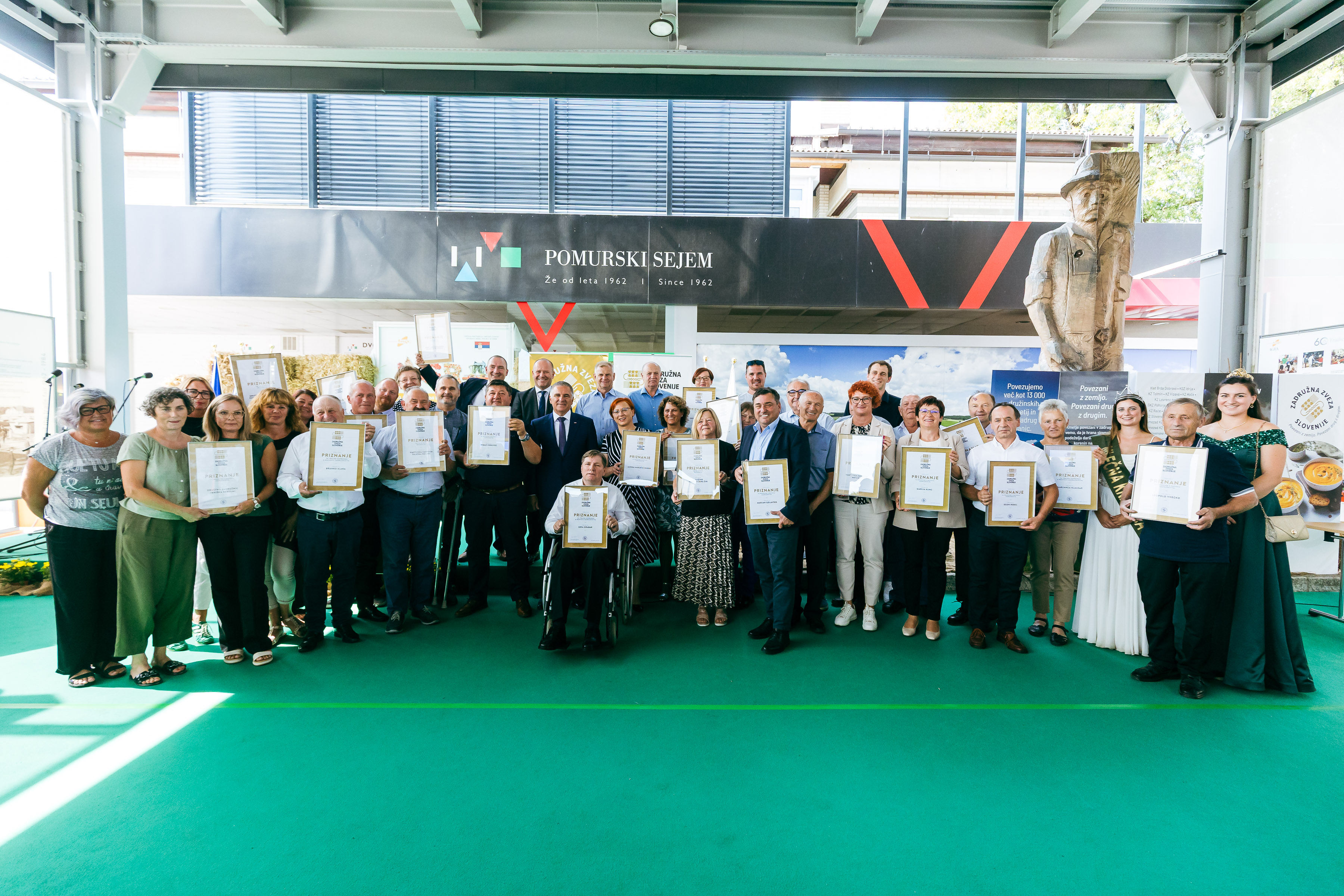 Na AGRI podelili zadružna priznanja, med nagrajenci tudi Zdenka Gostenčnik s Prevalj