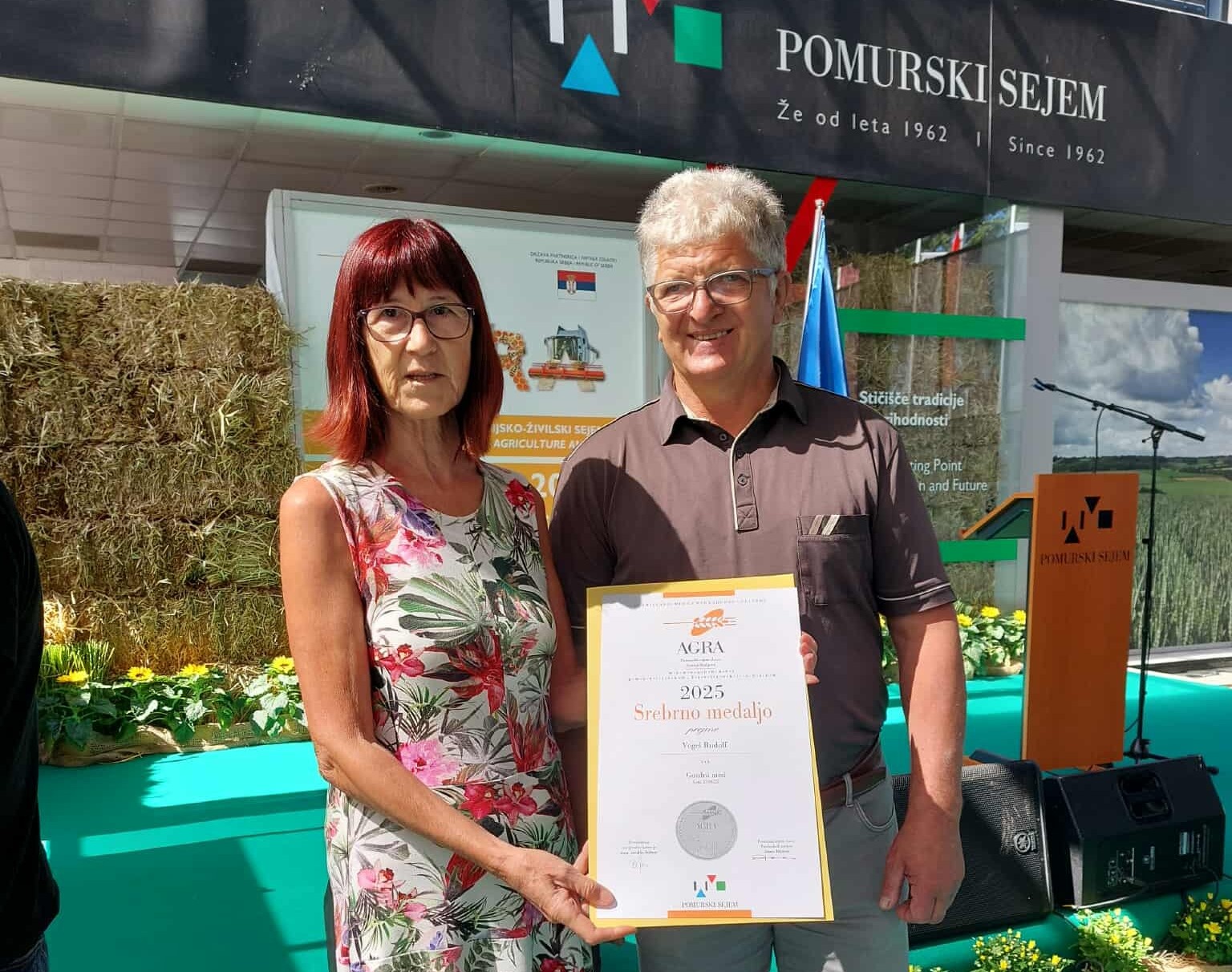 Koroški čebelarji znova med prejemniki odličij za med na sejmu AGRA