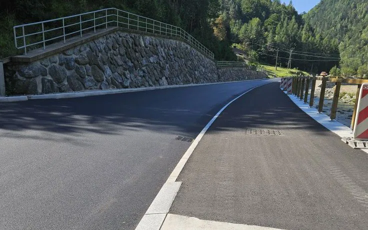 Ta vikend na cesti Črna - Mežica ne bo popolne zapore