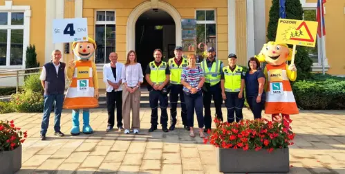 Na Ravnah začenjajo posebno kampanjo za varnost otrok v prometu, imenovano »Še 365 dni«