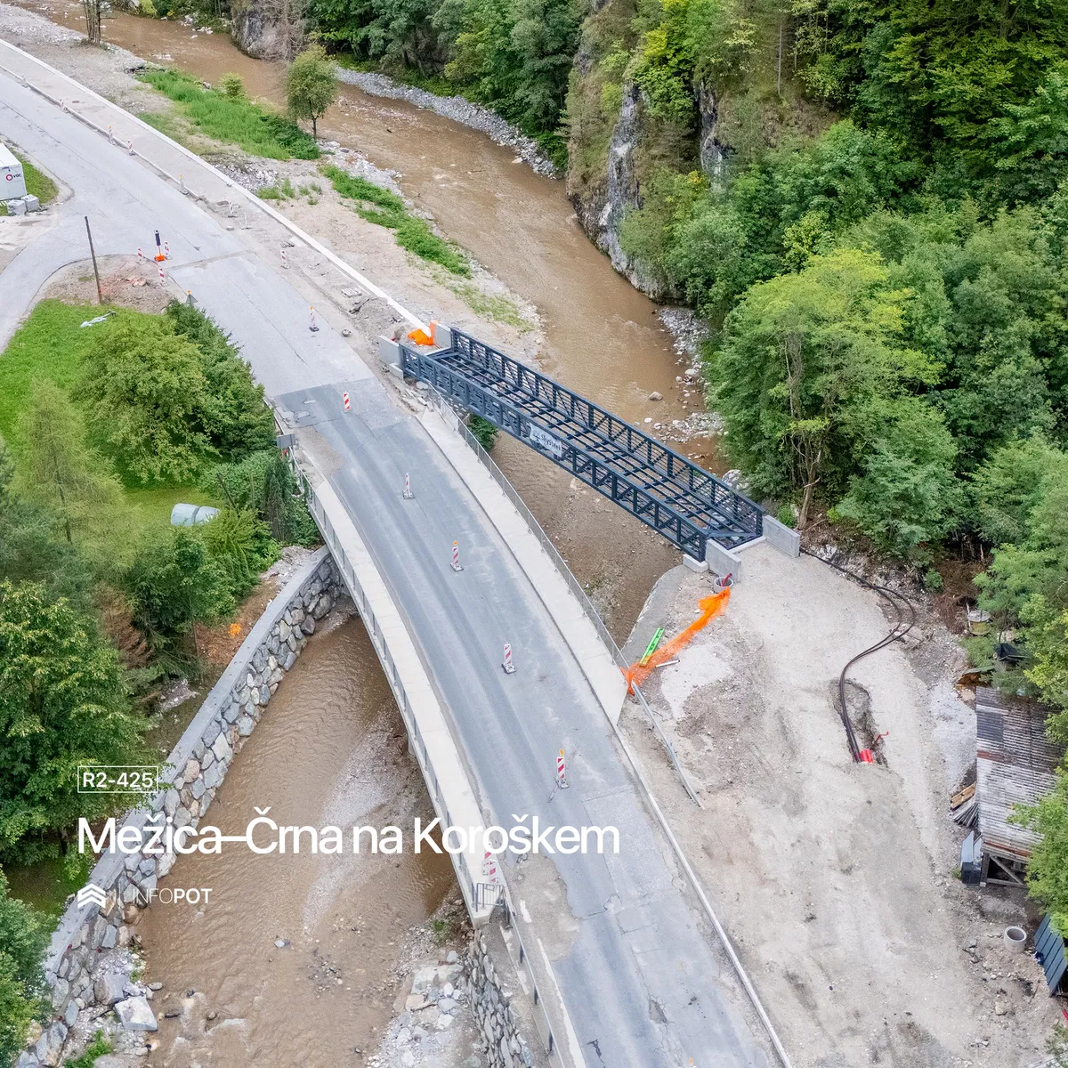 Fotoreportaža obsežne rekonstrukcije ceste na relaciji Mežica–Črna, avgusta popolna zapora