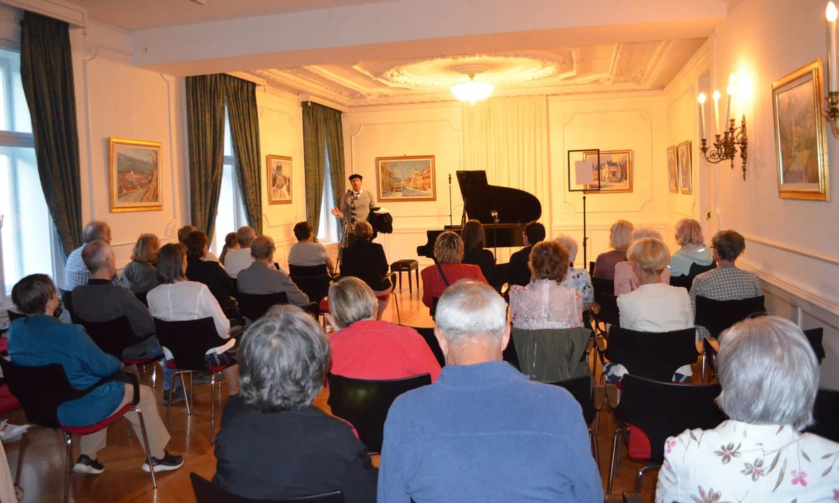 FOTO: Tudi tretji koncert Jesenskih serenad v Dvorcu Bukovje navdušil
