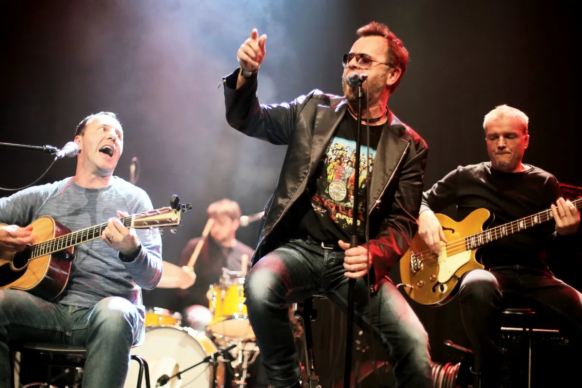 MI2 bodo nocoj na ESGE Festu poskrbeli za ''hudo rock gavdo''