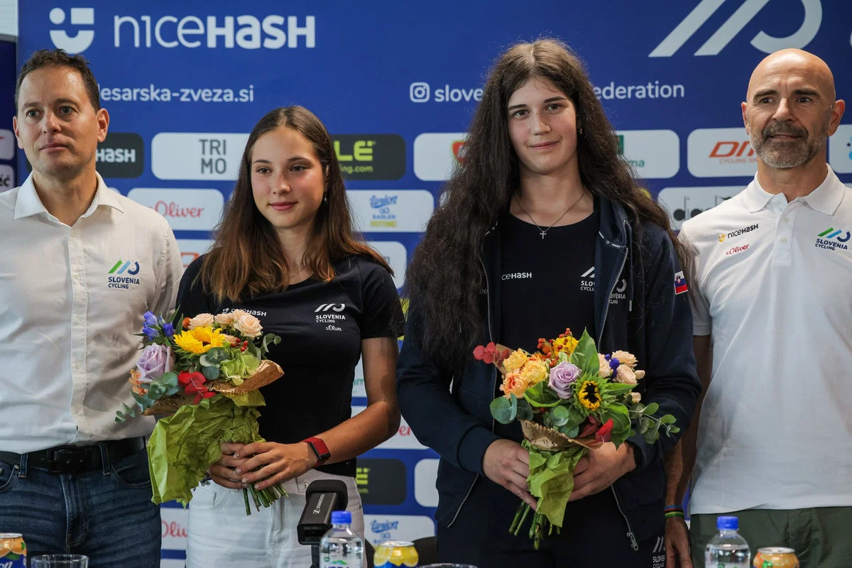 Slovenci pripravljeni na SP, na današnjem dogodku proslavili tudi zmago Nežke Libnik v enduru