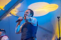 Nore zabave na Kopah: V Holcer se vračajo Modrijani