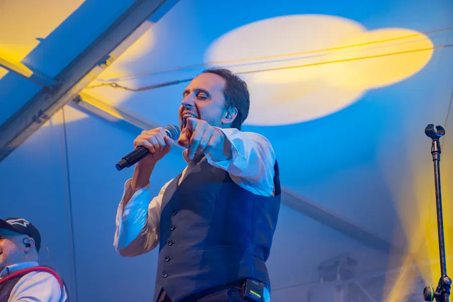 Nore zabave na Kopah: V Holcer se vračajo Modrijani