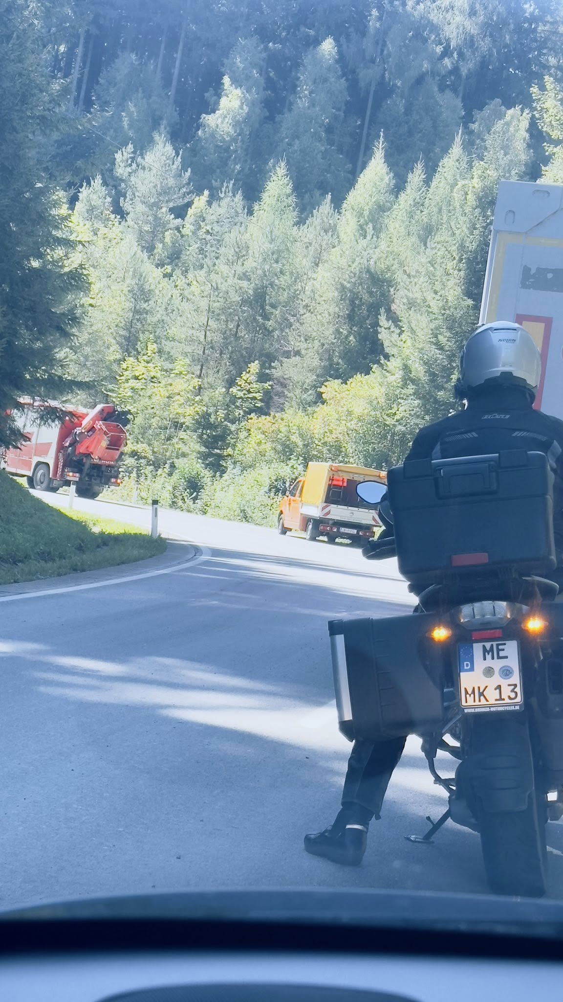 Previdno: Prišlo je do prometne nesreče na Radlpasu