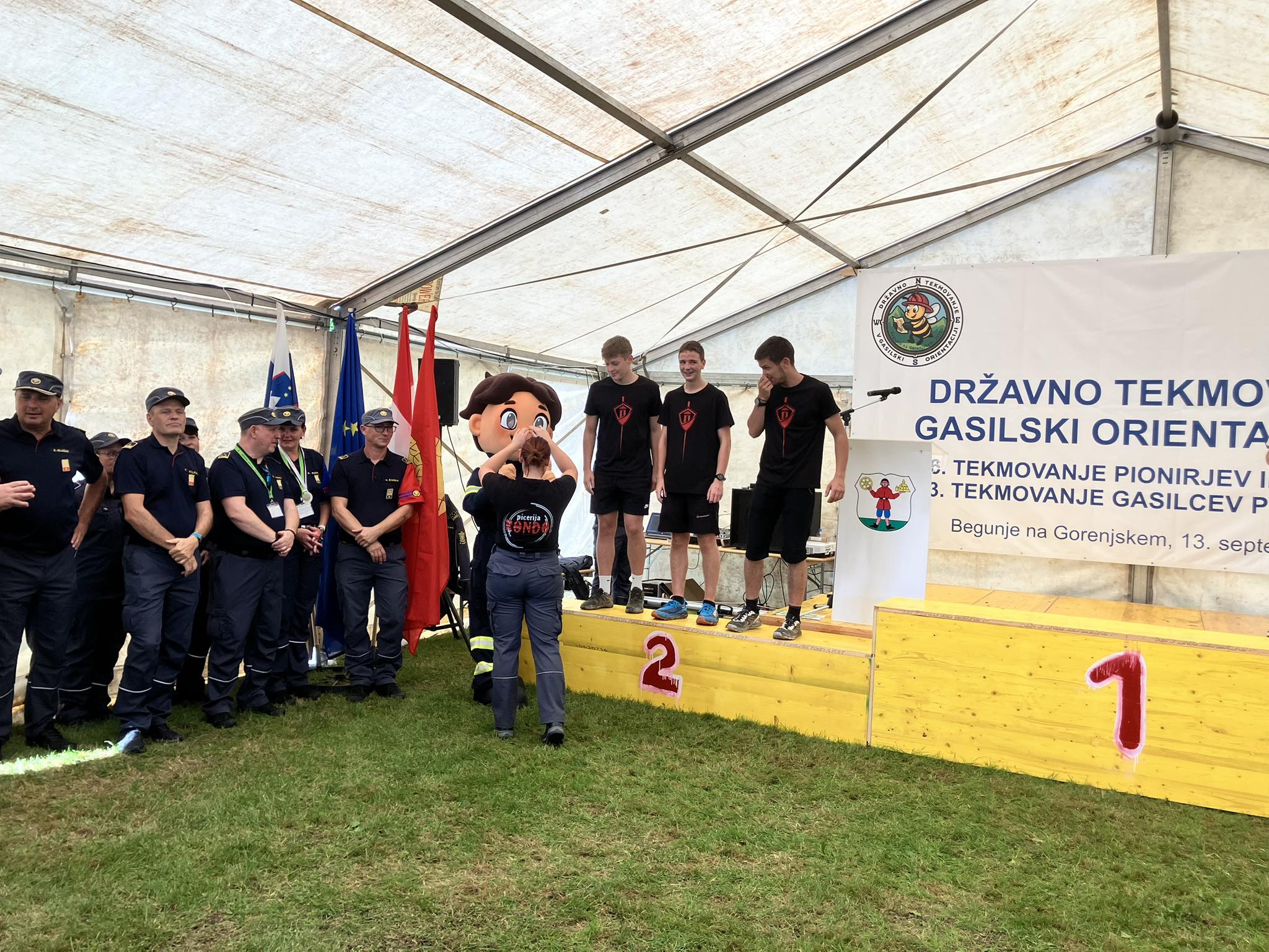 FOTO: Na državnem gasilskem tekmovanju v orientaciji odlične tudi koroške ekipe