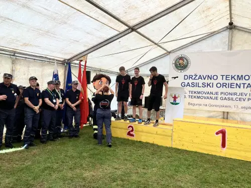 FOTO: Na državnem gasilskem tekmovanju v orientaciji odlične tudi koroške ekipe