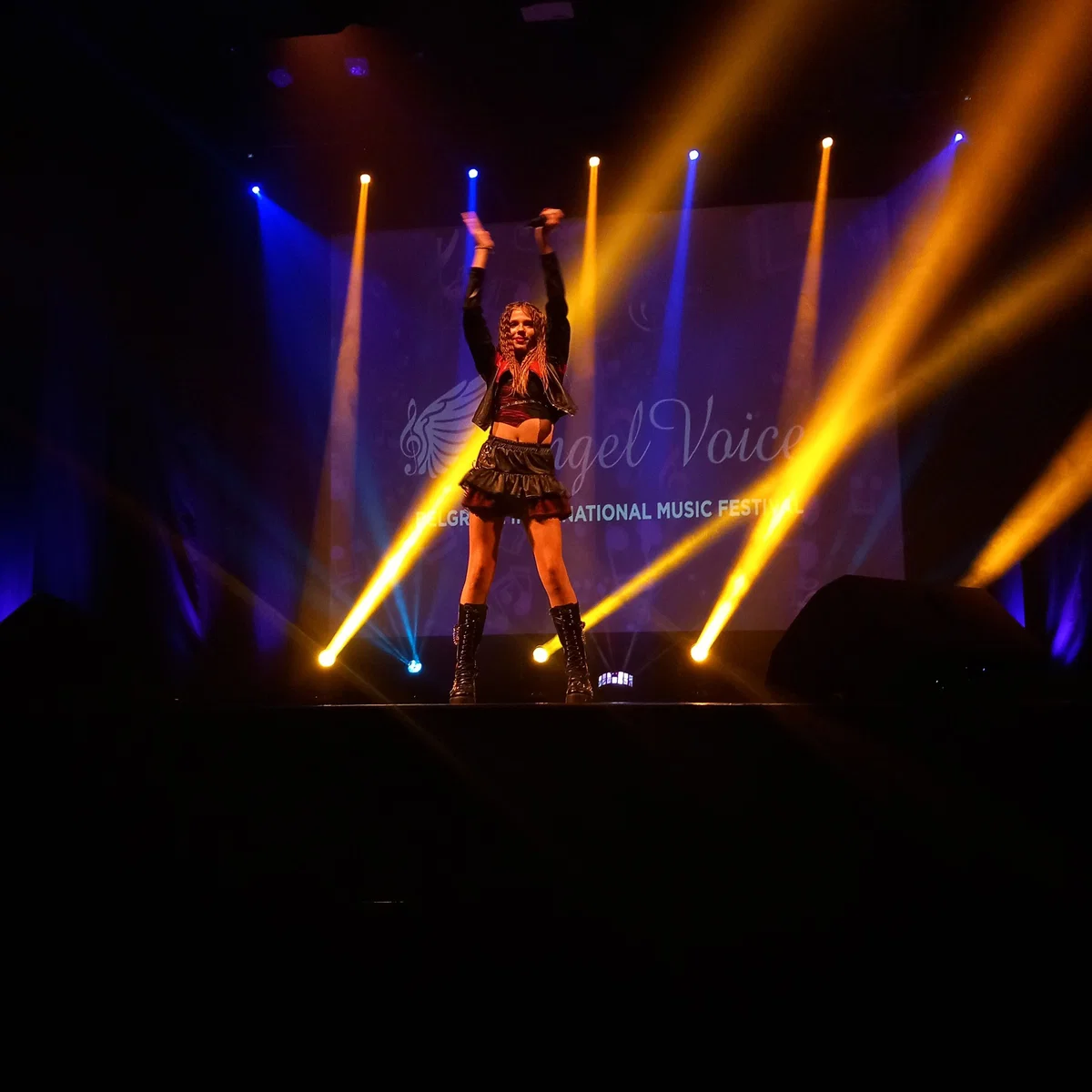 Tia Kališnik Klemenc absolutna zmagovalka mednarodnega tekmovanja Angel Voice v Beogradu