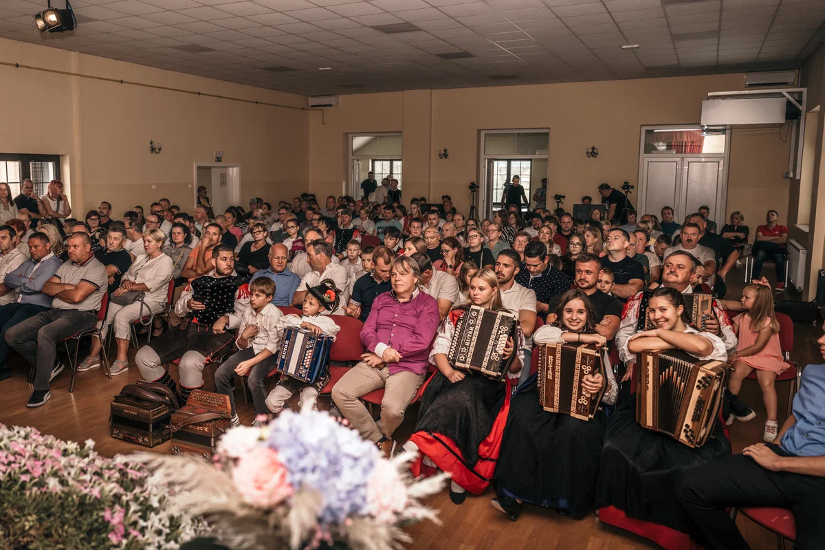 Zlata harmonika je doma na Ljubečni, letos navdušila že 44. izdaja tekmovanja