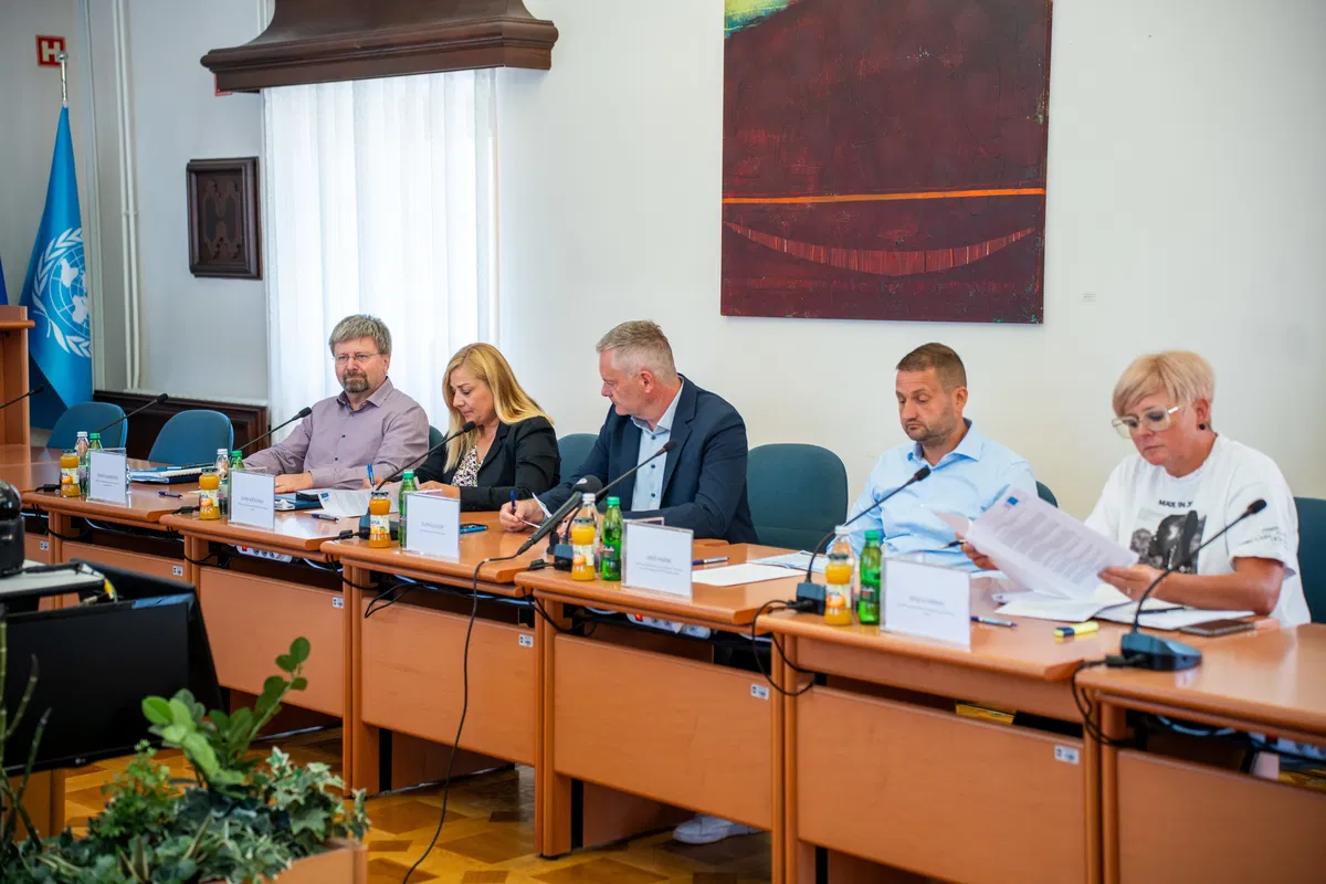 (VIDEO) Klugler: Prizidek športni dvorani bo po besedah izvajalcev končan že letos