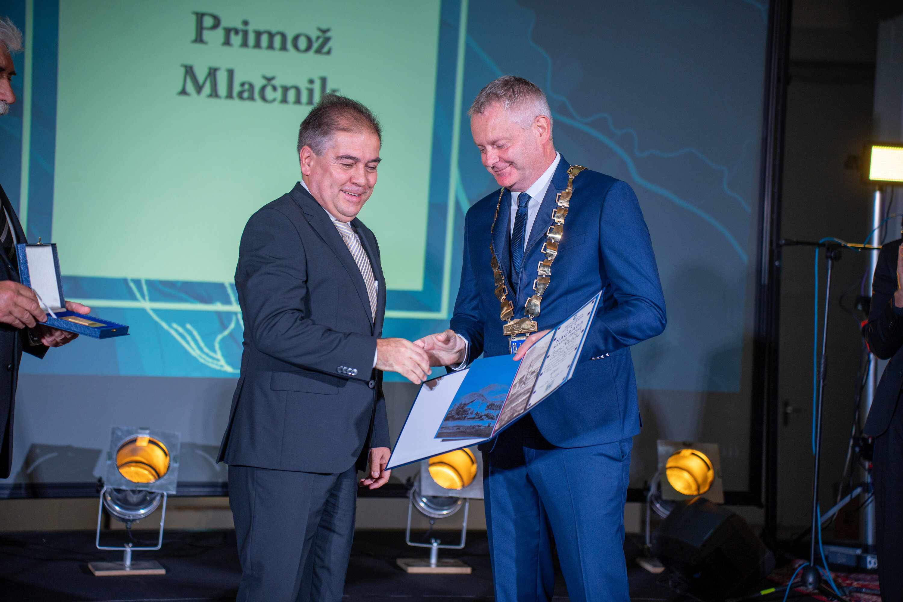 FOTO: Na slavnostni seji najvišje priznanje MOSG prejel Primož Mlačnik