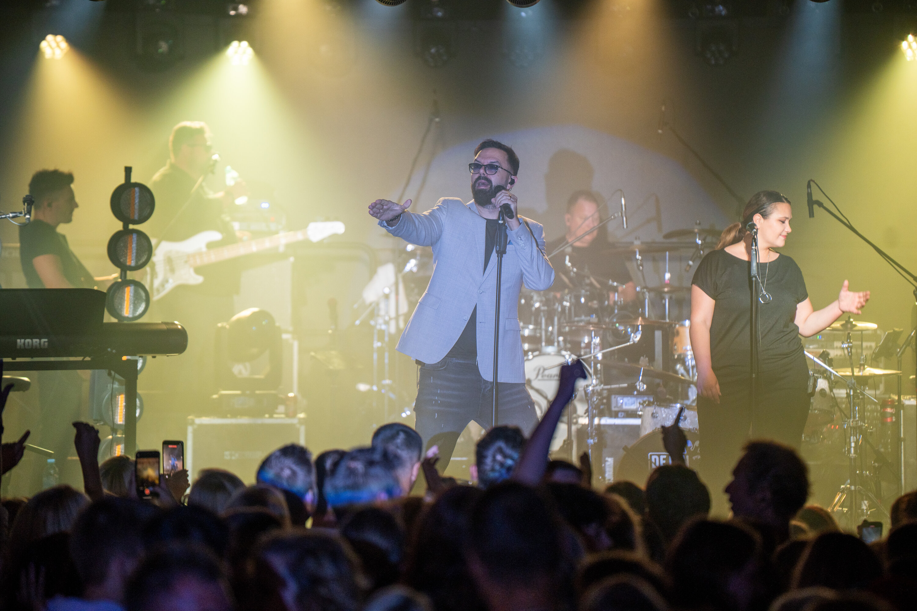 Rock, pop in romantične balade si bodo delili oder v Mežici